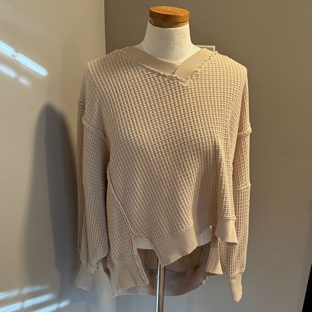 American Eagle This feels seriously lived in v-neck waffle oversized sweatshirt